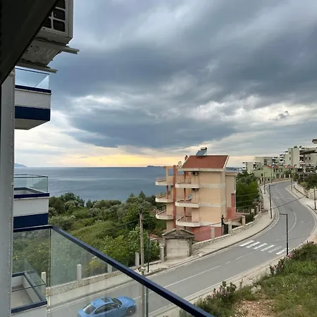 شقة Blue & White Sea View *